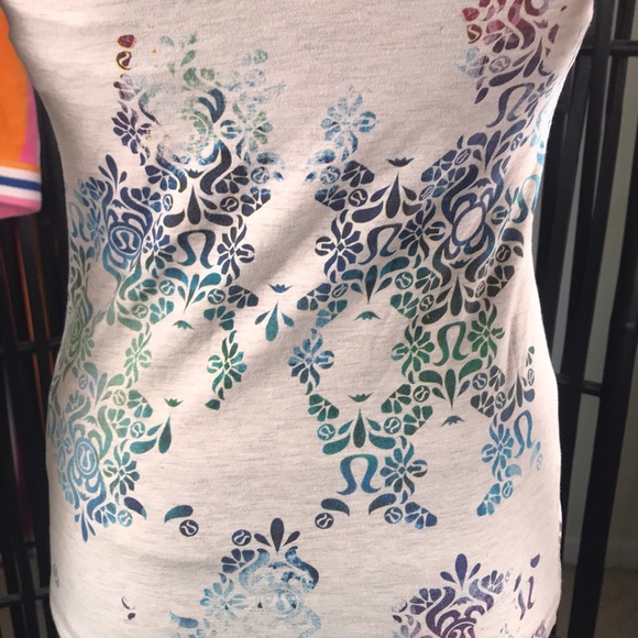 Lululemon Vintage Logo Criss-Cross Tank Top Size 4 - Picture 3 of 8